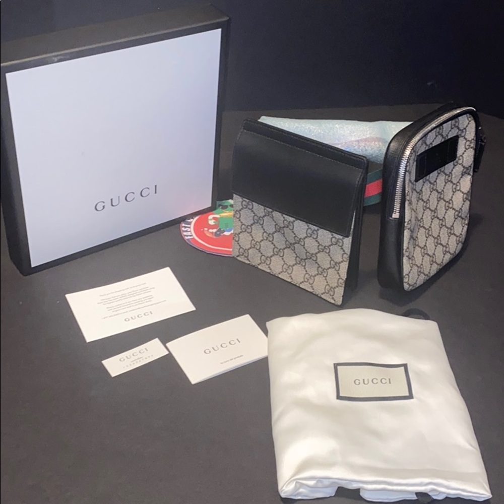 Gucci Supreme Beltbag
